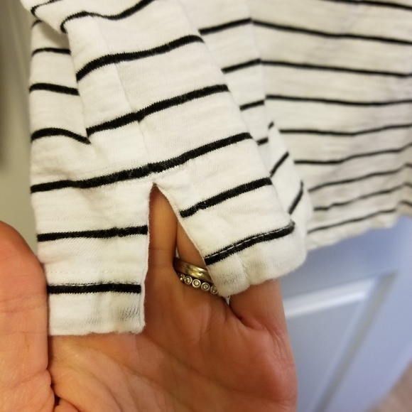 Gap small long sleeve tee - Picture 4 of 4